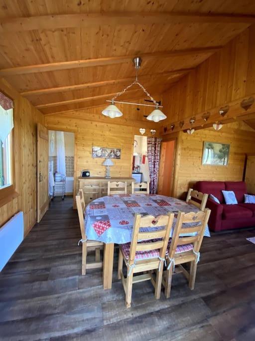 Le Chalet Des Coeurs เลอโธลี ภายนอก รูปภาพ